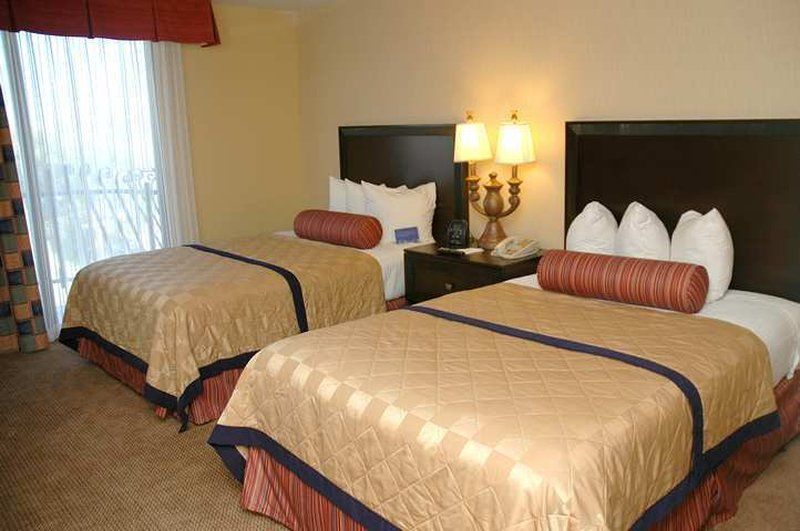 Embassy Suites By Hilton Kansas City Plaza Ruang foto